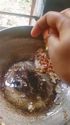 Break The Egg Sound with ASMR Small Short 👋🥚🍳 #asmr #egg #cooking