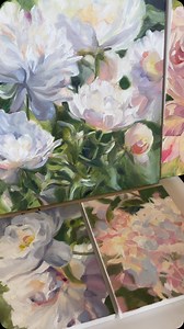 Over time I’ve become somewhat picky about which supplies I use for painting. After trying out several different types of canvas and wood panels , I’ve found my favorite at @blickartmaterials , and I’m happy to have found water mixable oil paints (cobra brand), which means no paint thinner for cleaning! Just soap and water. They are buttery and a dream to paint with. These didn’t exist back in my college days, where I’d keep jars of paint thinner for cleaning and I don’t miss the headaches. As a