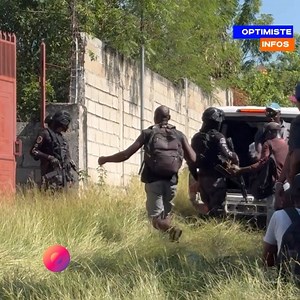 Flash ! Plizyè manb nan popilasyon akonpanye Inite Swat nan komin gresye tanmen yon operasyon pou dechouke bandi epi verifye kèk kay pou wè si bandi pa kache ladan yo nan komin Gresye. | 𝕆𝕡𝕥𝕚𝕞𝕚𝕤𝕥𝕖 𝕚𝕟𝕗𝕠𝕤