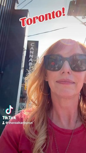 Exploring Toronto with @torybelleci #torybelleci #karibyron #mythbusters #crashtestgirl | Kari Byron