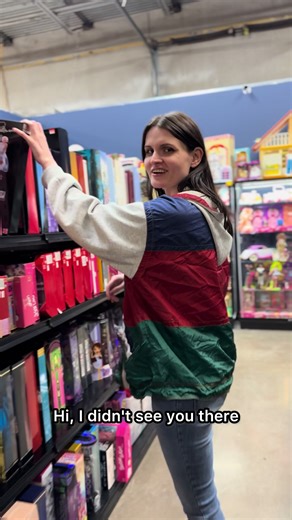 These beautiful Barbies inspired by old Hollywood are absolutely stunning—pure vintage glamour and timeless elegance for any Barbie collector’s display ✨ #BarbieDolls #VintageBarbie #DallasVintageToys