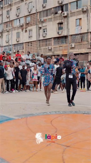 PT. Chegámos ao fim do concurso! Agora só 2 finalistas lutam pelo título de campeão. Se achas que ele merece vencer, comenta 👇 👉 Nº2 – @njingaametista @ Vincente Matos EN. The contest has reached its finale! Only 2 finalists are left fighting for the championship. Think he deserves to win? Comment below 👇 👉 No.2 – @njingaametista @ Vincente Matos | Angolan Dances