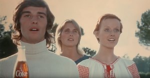 ‘It’s the Real Thing’: When a Coca-Cola Ad Inspired 2 Hit Singles - Best Classic Bands