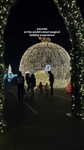 Get up to 15% OFF tickets to Classic Christmas at link.bucketlisters.com/H0X5 👈🎅 Step into a magical holiday adventure at Katy Mills & enjoy: 🌟 90,000 sq ft of dazzling lights 🎅 Santa & Mrs. Claus visits ⛸️ Ice skating & snow slides ☕ Holiday treats 📸 Festive photo ops & so much more! Open through December 28th ☃️ Who wants to go? | Houston Bucket List