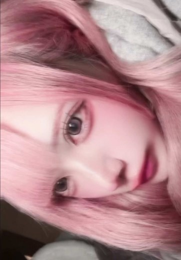 Stunning Long Pink Hair Styles for Every Occasion