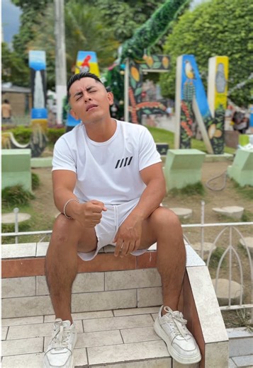 Mi Reina Eres Tú - Cumbia Sanjuanera de Harlin Díaz