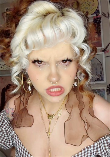 I’m so ready for tour☺️Sang to this part of the song too🩷I have a feeling this is about to be one of Mel’s best albums yet🙂‍↕️to think we’re getting two albums and this is just the first 🤩#hadestracklist #melaniemartinez #fyp #foryoupage #viral @Melanie Martinez @Atlantic Records@warnermusicu hadestracklist