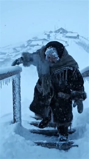 One Step From Death at -50°C | Life in #yakutia #siberia #snowstorm #animals