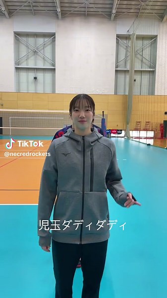 チームダディダディが今週末会場に来て欲しいと言ってました🫶 NEC通信システム Our Way to Victory Match 3月29日(土)15：35試合開始 13:45 CREW先行搭乗開始 14:00 一般搭乗開始 対戦相手：デンソーエアリービーズ 試合会場：川崎市とどろきアリーナ 放送：J SPORTSオンデマンド ENERGY MATCH supported by NECビジネスインテリジェンス 3月30日(日)13：05試合開始 11:15 CREW先行搭乗開始 11:30 一般搭乗開始 対戦相手：デンソーエアリービーズ 試合会場：川崎市とどろきアリーナ 放送：J SPORTSオンデマンド 様々な企画も準備しております🏐🙌 ぜひ、ご搭乗いただきCSホーム開催へ向けて熱い応援をよろしくお願いいたします‼️ チケットは販売中！ロケチケ赤で検索🔎 https://red-necrockets.tstar.jp/ ##JSPORTS##NECレッドロケッツ川崎##SVリーグ##バレーボール##volleyball##スポーツ##sports##川崎市#kawasaki