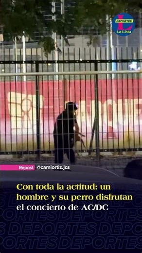 Con toda la actitud: un hombre y su perro disfrutan el concierto de AC/DC