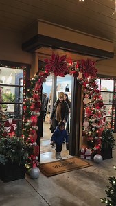 1.7K views · 147 reactions | The 2025 Christmas Window Display Competition winners Which one is your favorite? 磊 @homeartsdesignclovis 賂 @onceuponatimeclovisca 雷 @cozycottageantiques_clovis Make sure to cruise by at night to see Old Town Clovis all lit up♥️ | Old Town Clovis | Facebook