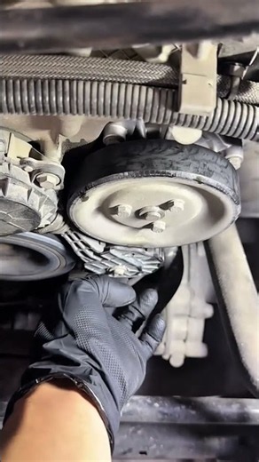 Diagnosing Bad Serpentine Belt Tensioner Noise! 🚗⚙️ #shorts #carrepair #mechanic #diy #engine #viral