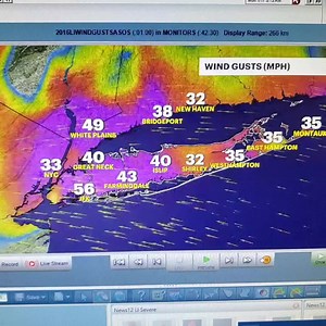21K views · 120 reactions | 315am update DANGEROUS WINDS AND HEAVY RAIN... Winds 50 to 60 mph moving over Long Island right now.. Expect power outages. News12 Long Island Meteorologist Rich Hoffman has update | News 12 Long Island | Facebook