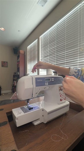 How to thread a sewing machine! Let me know if you would like more detailed tutorial! #sewing #diy