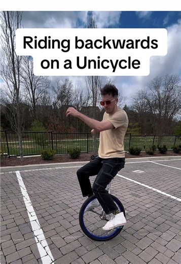 How To Ride Backwards on a Unicycle #unicycle #howto #unicycletricks | unicycle