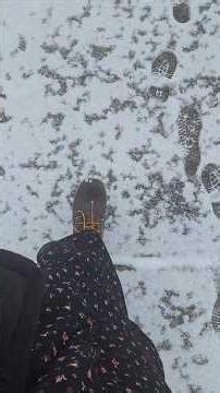 Day 22 of No Screens Entertainment Month #noscreens #snow #family #godisgood #quiet
