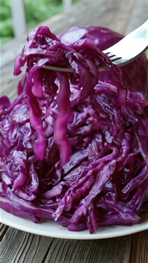 German Red Cabbage (Rotkohl) Ingredients: 1 medium red cabbage, shredded 1 large apple, cubed (preferably Granny Smith) Recipe in First Coʍmеոτ 👇 Enjoy ❤️👇👇👇 | Cook with Sozan