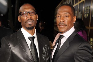 Eddie Murphy reveals how late brother Charlie led to rare 'totally vulnerable' moment