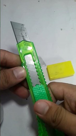 how to remove paper cutter blade and puting new blade / simple inventions / small tool