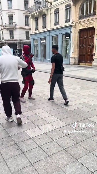 Danser à Lyon: Vibes et Moments Gênants