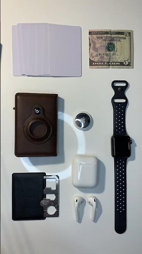 Smart wallet that revolutionizes your carry with AirTag tracking technology. 🔥