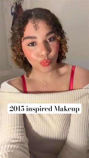 Doing my makeup like it’s 2015 #makeup #makeupchallenge #2015 #makeuptutorial