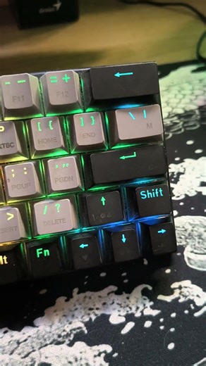 teclado E-yooso con más de 3 años y sigue intacto