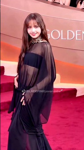 Lisa Steals Golden Globes Carpet 😍✨ #blackpink #lisa #shorts