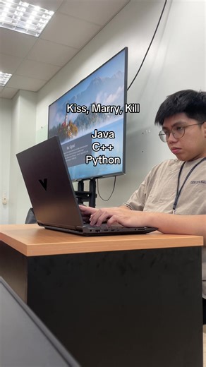 Kiss Marry Kill: Programming Languages Java C Python