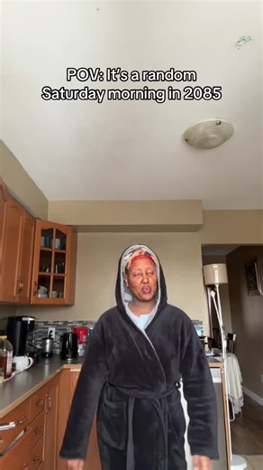 Let’s not talk about my robe please, I live in this in the winter ❤️ #fyp #burunditiktok🇧🇮