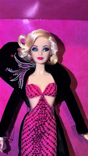 Barbie Bob Mackie: Glamorous Pink Collection Unveiled