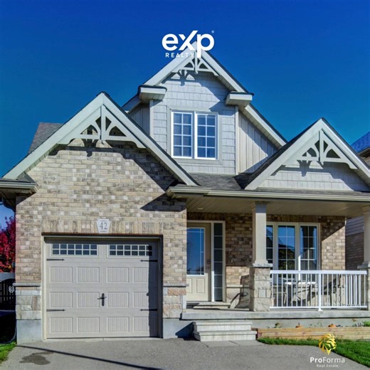 ✨ Small-town charm meets modern living ✨ Welcome to 42 Finoro Crescent, Elmira — a stunning brick bungaloft with over 2,000 sq. ft. of finished space! 🏡 Highlights: • 3 bedrooms | 3 bathrooms • Open-concept kitchen with quartz countertops & stainless steel appliances • Finished basement with rec room fireplace • Fully fenced backyard with deck & hot tub • Walking distance to parks, schools & the Elmira Market • Just minutes from St. Jacobs & Waterloo! Modern upgrades, cozy spaces, and a communi