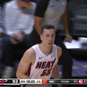 Duncan Robinson drops 19 PTS in the 4th to help lead the Miami Heat to victory! 🔥 | NBA