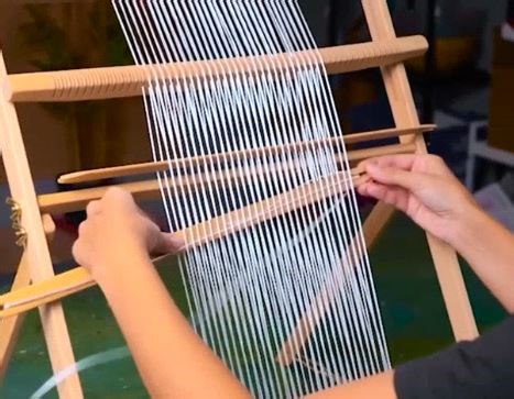 3.5M views · 9.2K reactions | Thread of elegance! Beautiful creations with silk fabric! | 5-Minute Crafts | Facebook