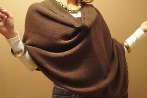 What Does Alpaca Feel Like? (Is Alpaca Itchy and Soft)