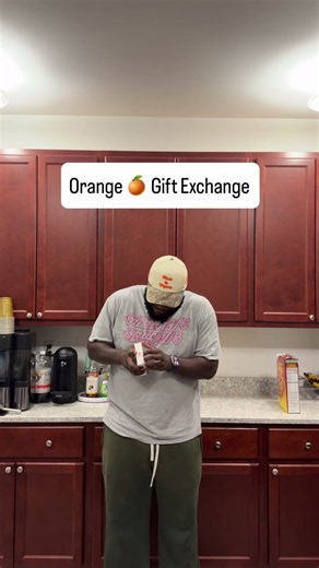 Gift Exchange #couples #couplescomedy