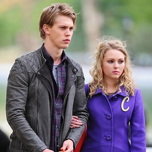 Would AnnaSophia Robb Ever Reunite With Austin Butler for a Carrie Diaries Reunion? She Says...
