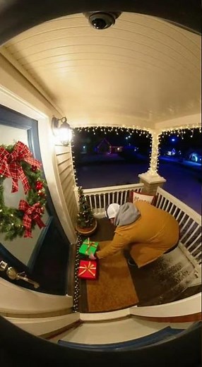 Santa's Surprise Explosion: A Christmas Prank Caught on Camera