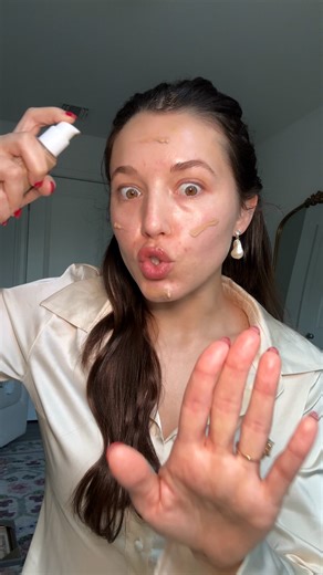 Our annual Fall Sale Event is HERE🍁 Shop 20% off sitewide including our best-selling Skintuition SPF 30 Liquid Foundation! Plus, pick a FREE full-size PurePressed Blush ($32 value) with any $100 order. | jane iredale