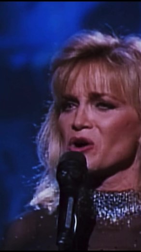 Barbara Mandrell: A Country Music Icon of the 80s