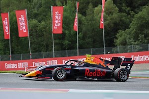 Crawford première en Formule 3