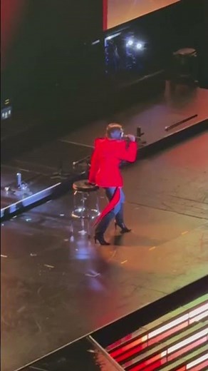 Brandy - "Almost Doesn't Count" LIVE in Oakland, CA (The Boy Is Mine Tour) 🎤