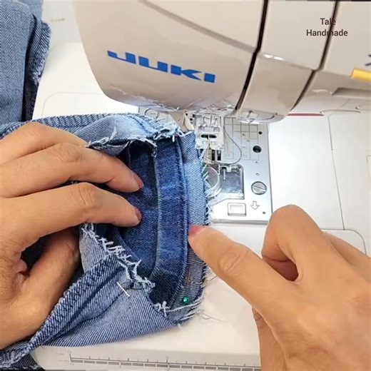 724K views · 4.9K reactions | The best way to shorten Jeans with small legs #fblifestyle | DIY Tips Tale | Facebook