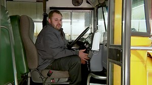 767K views · 10K reactions | A scary situation! Video captured the intense moment an 80,000 pound tractor trailer, unable to stop, raced toward a stopped school bus picking up kids. Read more here: https://bit.ly/3K96IxI | Fox 8 News | Facebook