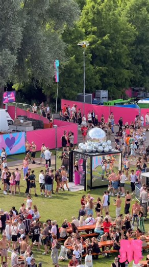 You can take us HOT-TO-GO! Some sweet memories of @got2b at Milkshake Festival 2025💋🩷 | Milkshake Festival