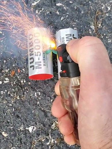 Jumbo M-5000 'firecrackers'