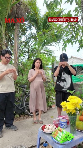 Clip dàn cast khấn vái trước khi quay phim Ma Xó