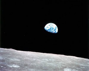 Apollo 8 Earthrise photo Christmas Eve 1968