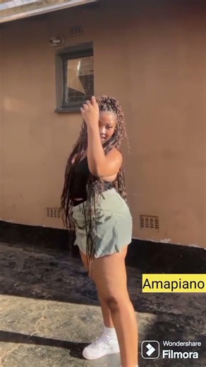 Compare modern Amapiano vs modern Indlamu Zulu traditional African dance. the heritage