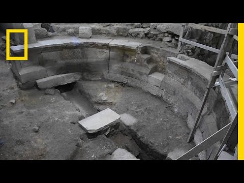 Roman Auditorium Unearthed Under Western Wall in Jerusalem | National Geographic
